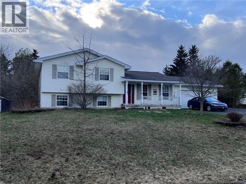 9 Concorde Cres, Quispamsis, NB, E2E5B4 | Card Image