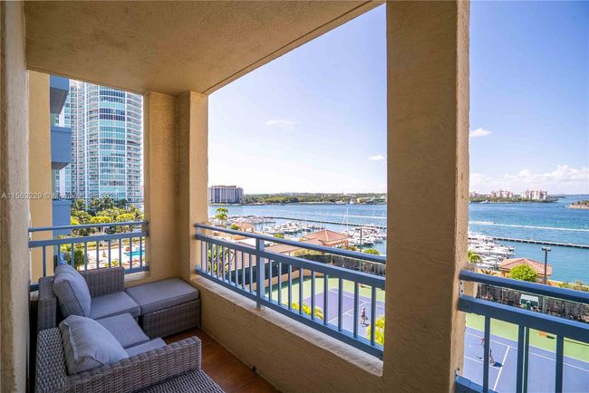 APT-1012 - 90 Alton Rd, Condo with 2 bedrooms, 2 bathrooms and null parking in Miami Beach FL | Image 21