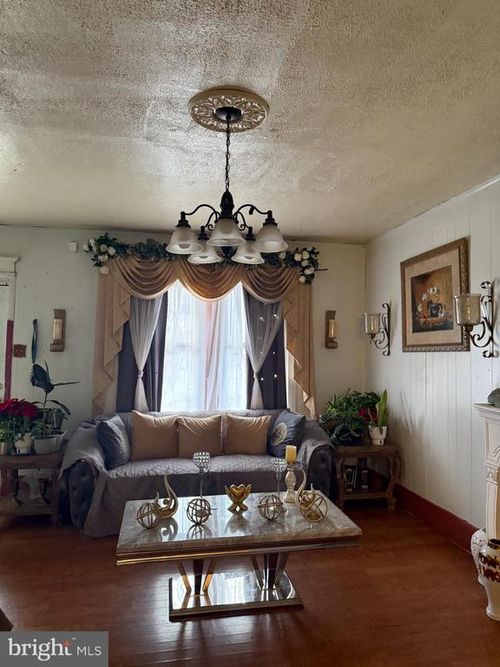 2877 Harrison Ave, CAMDEN, NJ, 08105-4011 | Card Image