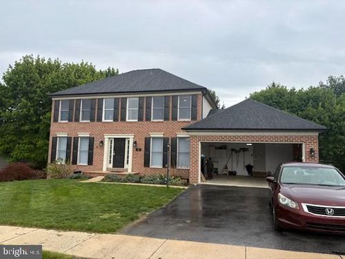 47 Derbyshire Dr, Carlisle, PA, 17015-9260 | Card Image
