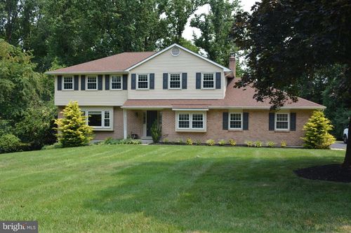 711 Brainerd Rd, EXTON, PA, 19341-1911 | Card Image