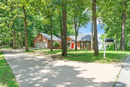 22490 Derik Rd, Springdale, AR, 72764-9452 | Card Image