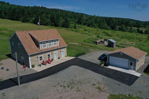 1042 Coxheath Rd, Coxheath, NS, B1L1B2 | Card Image