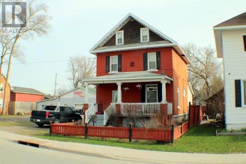 86 St Andrew'S Terr, Sault Ste Marie, ON, P6C1B1 | Card Image