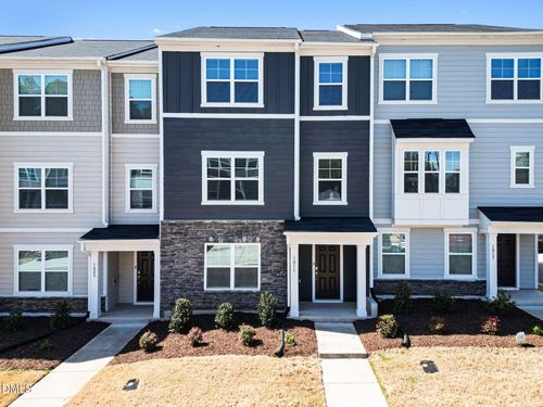 1011 Belloak Way, Durham, NC, 27703-6825 | Card Image