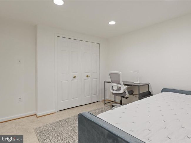 1564 Mclean Commons Ct, Townhouse with 3 bedrooms, 4 bathrooms and null parking in MCLEAN VA | Image 36