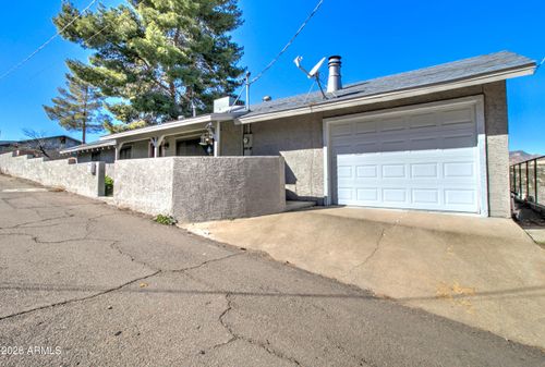 186 E Kelly St, Miami, AZ, 85539-1476 | Card Image