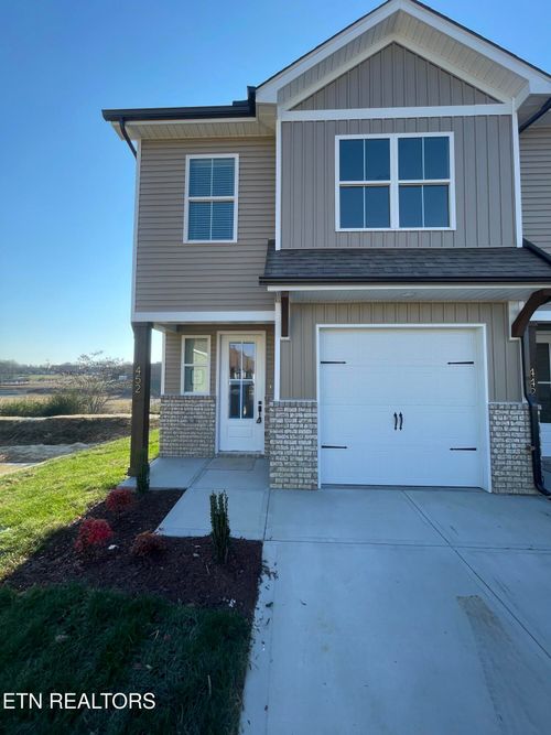 452 Judson Way, Lenoir City, TN, 37771-8012 | Card Image
