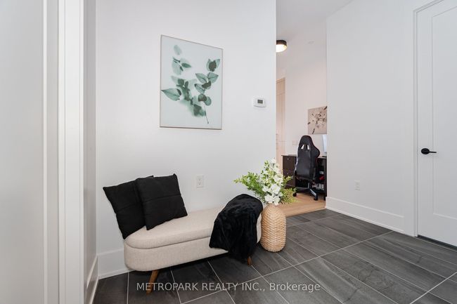 PH215 - 9000 Jane St, Condo with 2 bedrooms, 3 bathrooms and null parking in Concord ON | Image 5