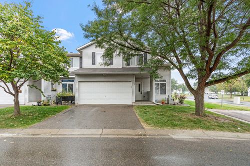 1954 Parkway Ave, Shakopee, MN, 55379-3913 | Card Image