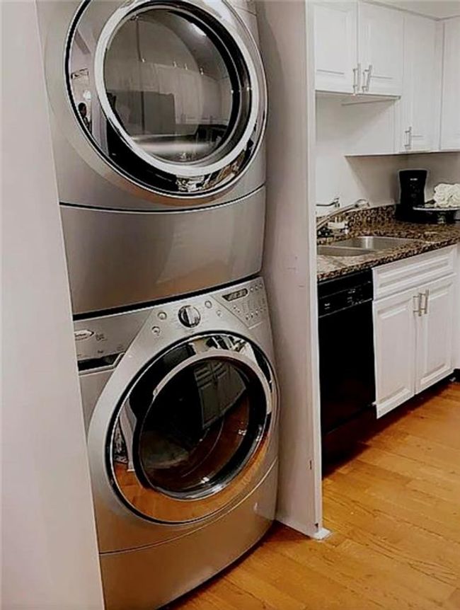 APT-503 - 2479 Peachtree Rd Ne, Condo with 1 bedrooms, 1 bathrooms and 1 parking in Atlanta GA | Image 4
