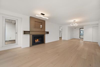 2201 - 1500 Howe St, Condo with 2 bedrooms, 2 bathrooms and 2 parking in Vancouver BC | Image 2