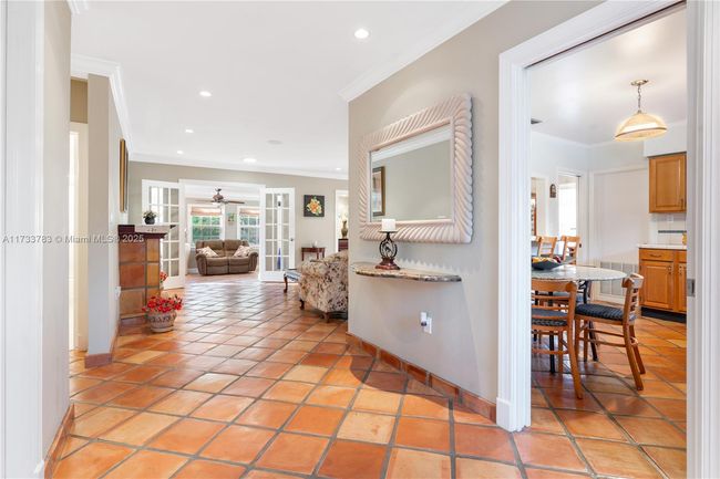 300 187 Th St, House other with 3 bedrooms, 2 bathrooms and null parking in Sunny Isles Beach FL | Image 5