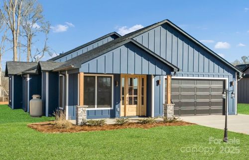 32507 Buchanan Ln, Albemarle, NC, 28001-0700 | Card Image