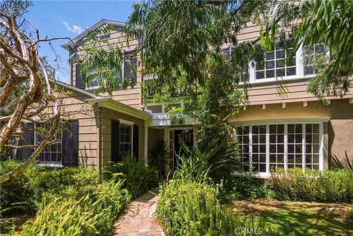 9127 Cresta Drive, Los Angeles, CA, 90035 | Card Image