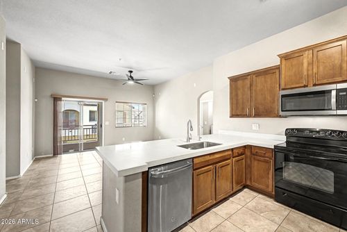 2172-2725 E Mine Creek Rd, Phoenix, AZ, 85024-6256 | Card Image