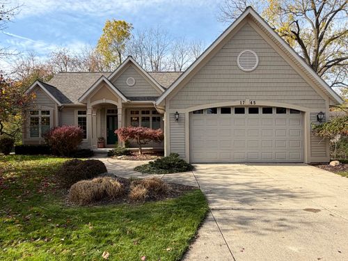 1745 Oakleigh Woods Drive Nw, Grand Rapids, MI, 49504 | Card Image