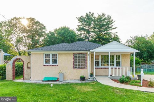 6 Carroll Rd, CATONSVILLE, MD, 21228-3606 | Card Image