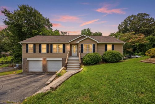 7357 Mccormack Dr, Hixson, TN, 37343-2375 | Card Image