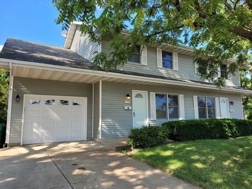 426 E 5th St, Lockport, IL, 60441-3008 | Card Image