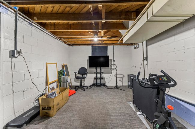 8450 Warren Blvd, House other with 3 bedrooms, 1 bathrooms and null parking in Center Line MI | Image 21