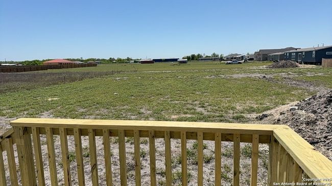 438 County Road 679, House other with 4 bedrooms, 2 bathrooms and null parking in Natalia TX | Image 4