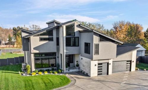 1341 Pfingsten Rd, Northbrook, IL, 60062-4451 | Card Image
