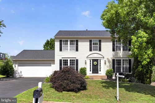 10110 Mindy Ct, FREDERICKSBURG, VA, 22408-9218 | Card Image