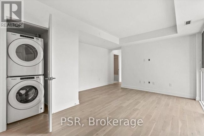 1008 - 1063 Douglas Mccurdy Comm Circle, Condo with 2 bedrooms, 3 bathrooms and 1 parking in Mississauga (Lakeview) ON | Image 12