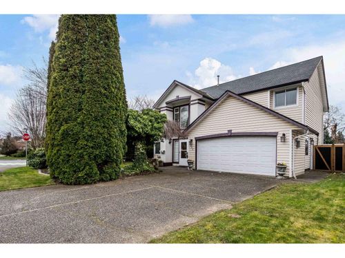 7575 Diamond Crescent, Chilliwack, BC, V2R3A8 | Card Image