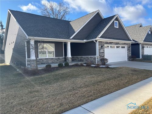 6729 Woodland Hills Drive, Sylvania, OH, 43560 | Card Image