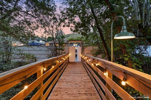 250 Butterfield Road, San Anselmo, CA, 94960 | Card Image