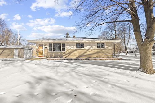 7140 N 48th Street, Milwaukee, WI, 53223 | Card Image