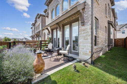 424 Somerville Dr, McKinney, TX, 75071-0116 | Card Image