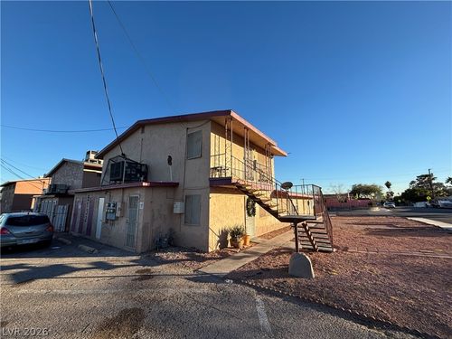 b-5132 Pebble Beach Blvd, Las Vegas, NV, 89108-1439 | Card Image