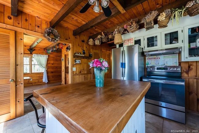 69 Scott Rd, House other with 3 bedrooms, 2 bathrooms and 8 parking in East Lyme CT | Image 25