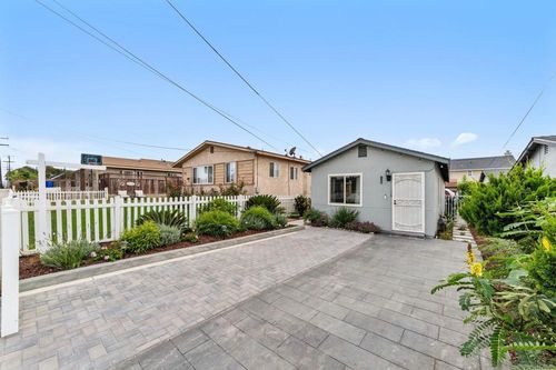 1150 14th St, Imperial Beach, CA, 91932-3002 | Card Image