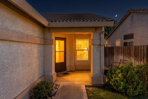 9836 Lucca Way, Elk Grove, CA, 95757 | Card Image