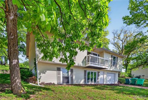 1921 Americana Way, Fenton, MO, 63026-5401 | Card Image