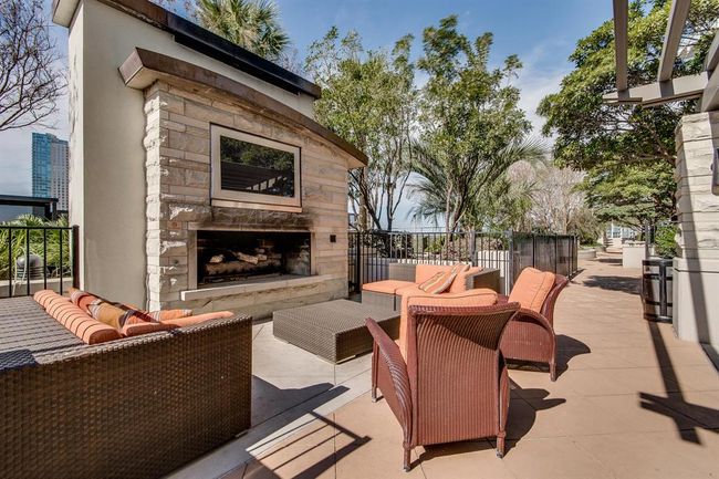 Beautiful outdoor lounging | Image 21