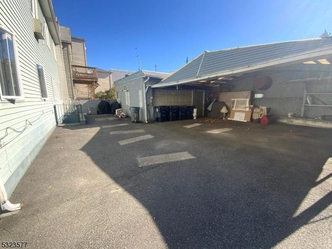 UNIT-2L - 31 Napoleon St, Home with 2 bedrooms, 1 bathrooms and null parking in Newark NJ | Image 7