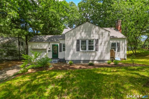 279 Parker St, Manchester, CT, 06042-3636 | Card Image