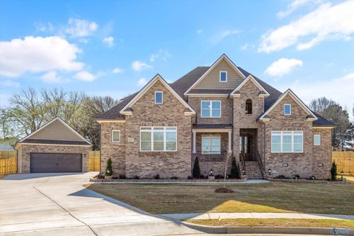 124 Landers Dr, Madison, AL, 35758-1005 | Card Image