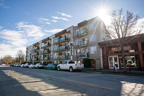 309-20460 Douglas Cres, Langley, BC, V3A0C6 | Card Image