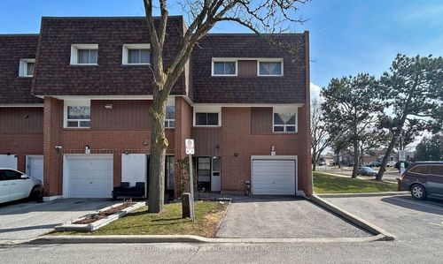 102-4 Litchfield Crt, Etobicoke, ON, M9V2A8 | Card Image