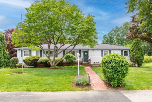 80 Birchwood Way, East Greenwich, RI, 02818-3423 | Card Image