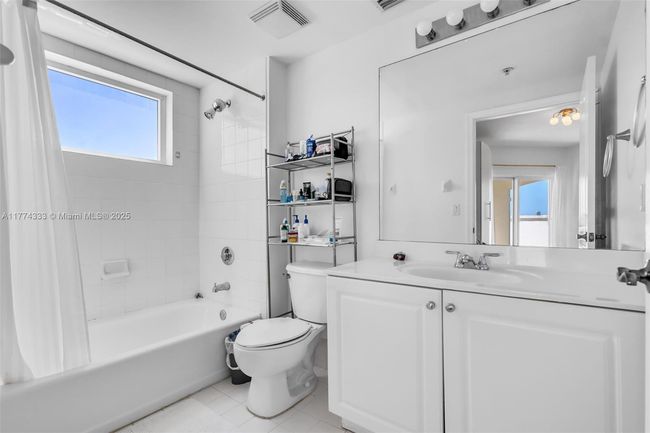 APT-207 - 1627 Sw 37 Th Ave, Condo with 2 bedrooms, 2 bathrooms and null parking in Miami FL | Image 16