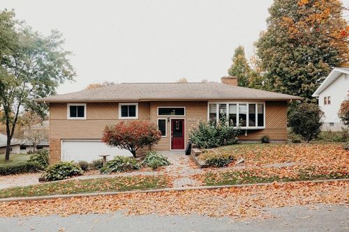 906 Chestnut Street, MARATHON, WI, 54448 | Card Image