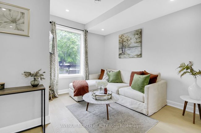 48 Brighton Ave, House attached with 5 bedrooms, 4 bathrooms and 2 parking in Ottawa ON | Image 11
