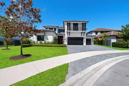 5735 Sw 104th Ter, Cooper City, FL, 33328-5641 | Card Image